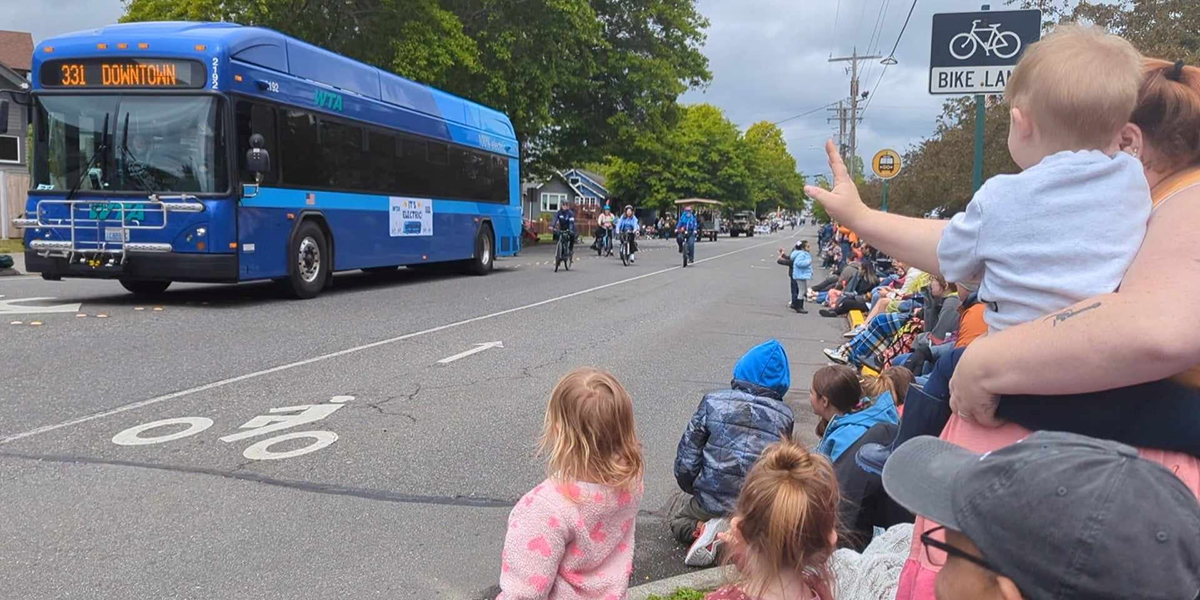 Join Smart Trips & WTA in the Parade